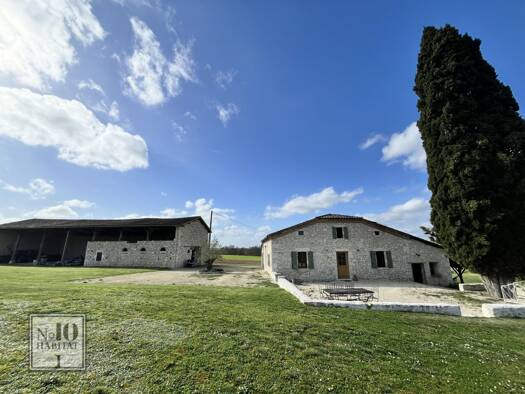Maison à vendre 420 000 € 6 pièces 4 chambres 152 m² 6 884 m² de terrain Mauvezin 32120