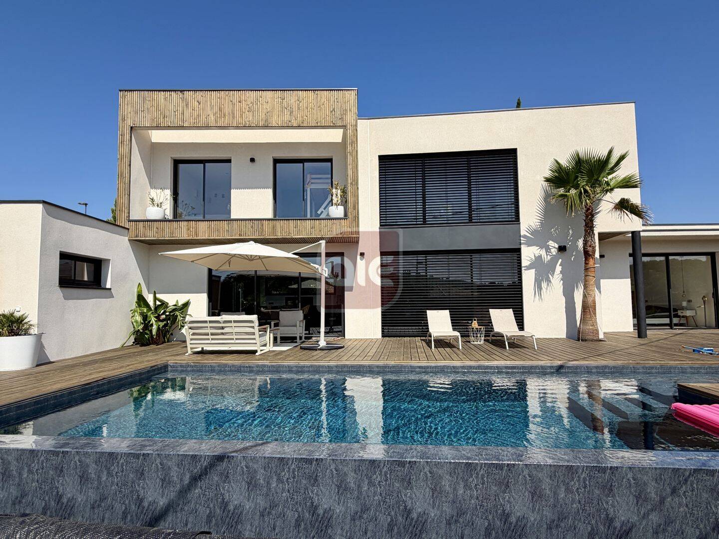 Maison 6 pièces 180 m² · à Prades-le-lez · 180 m² · 849 000 €