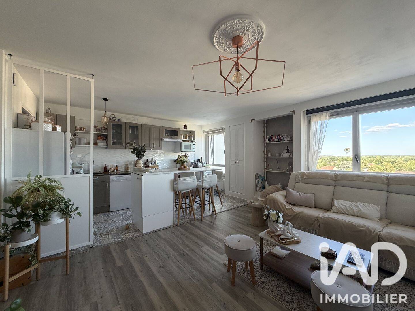 Appartement 4 pièces 83 m² · à Dammarie-les-Lys · 83 m² · 160 000 €