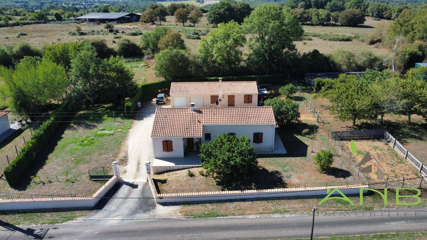Maison 4 pièces 101 m² · à Montbron · 101 m² · 212 000 €