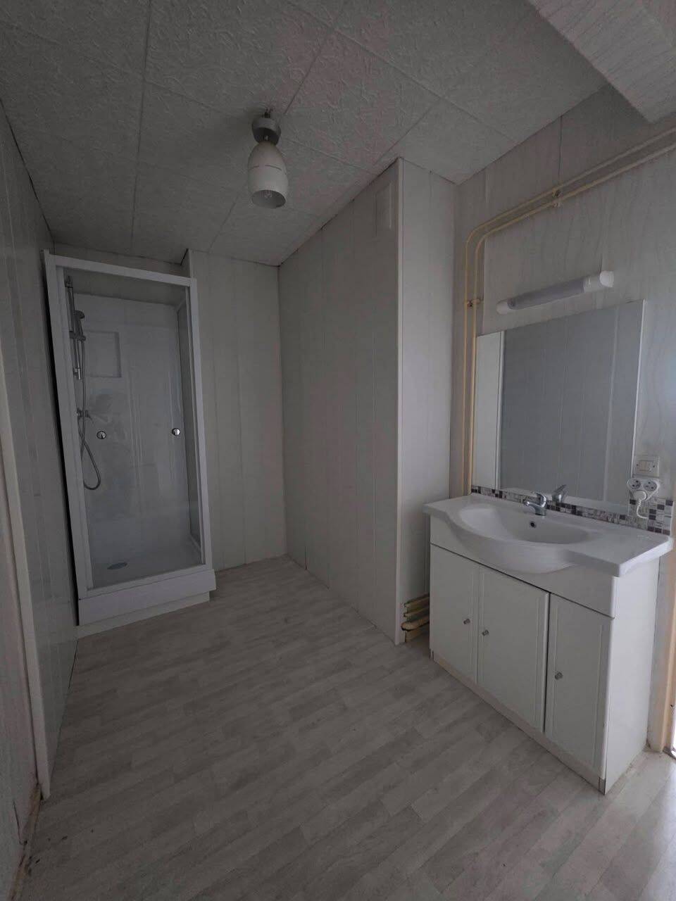 Appartement 1 pièce 60 m² · à Paris 17ème Arrondissement · 60 m² · 1 810 €