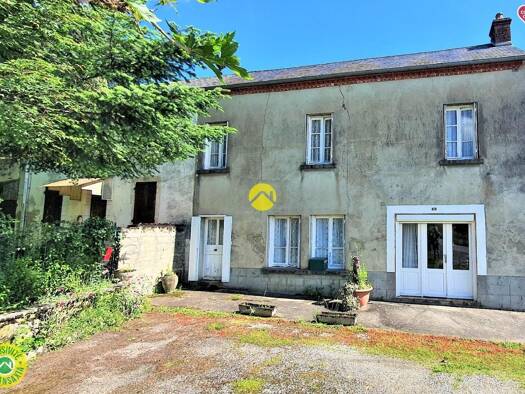 Maison à vendre 45 500 € 5 pièces 4 chambres 121 m² 194 m² de terrain Auzances 99000