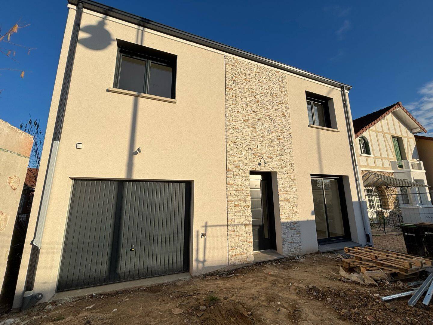 Maison 5 pièces 102 m² · à Ormesson-sur-Marne · 102 m² · 499 000 €