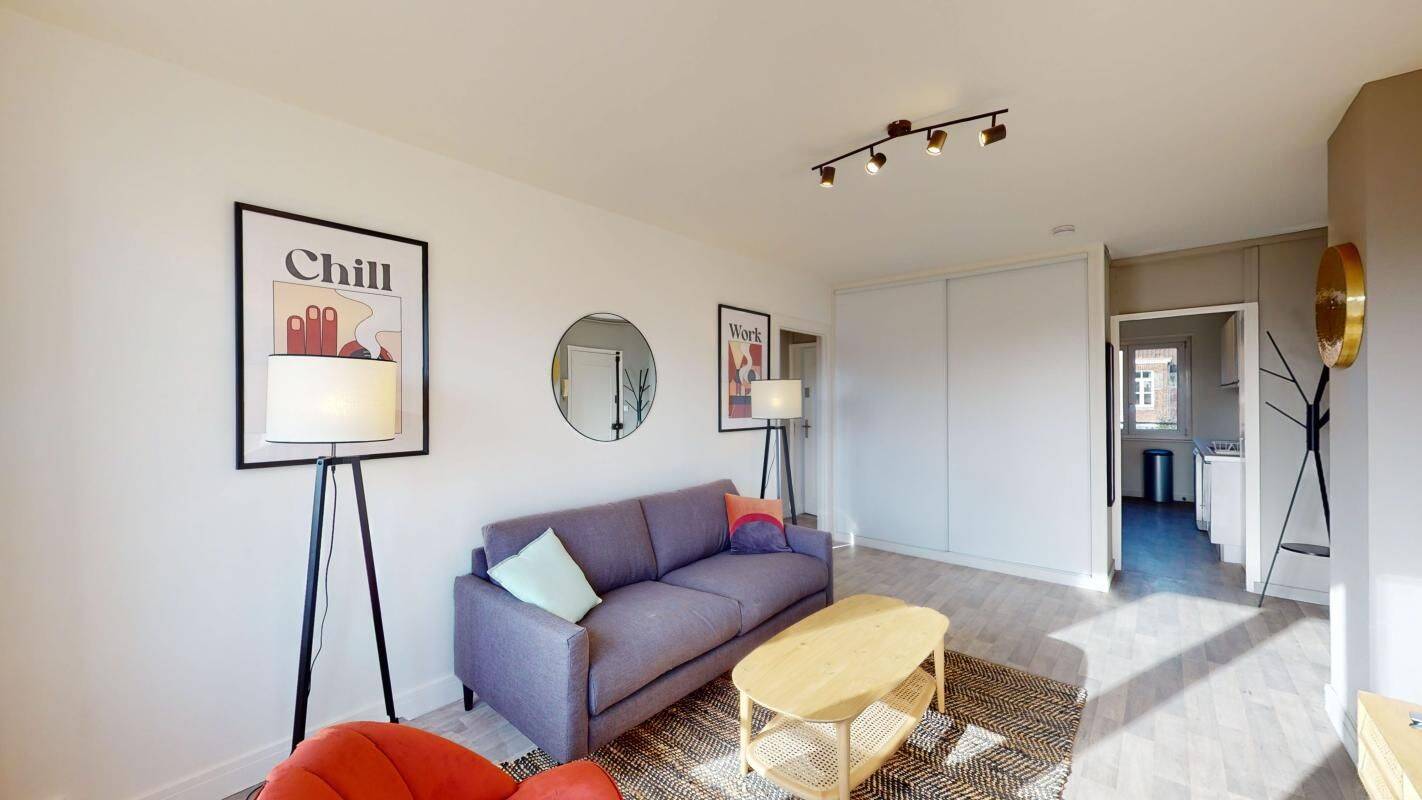 5 pièces 82 m² · à Lille · 82 m² · 576 €