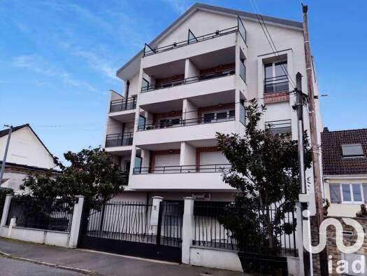 Appartement à vendre 128 000 € 1 pièce 27,2 m² Étage 3/3 Quincy-sous-Sénart 91480