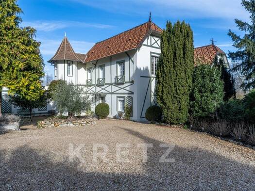 Maison à vendre 2 090 000 € 8 pièces 5 chambres 236 m² 985 m² de terrain Villennes-sur-Seine 78670