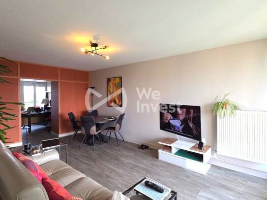 Appartement à vendre 195 000 € 5 pièces 2 chambres 88,6 m² 8ème étage Rochepinard Tours 37000