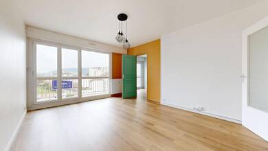Appartement à vendre 105 000 € 4 pièces 2 chambres 83,8 m² 3ème étage Centre Sud Vesoul 70000