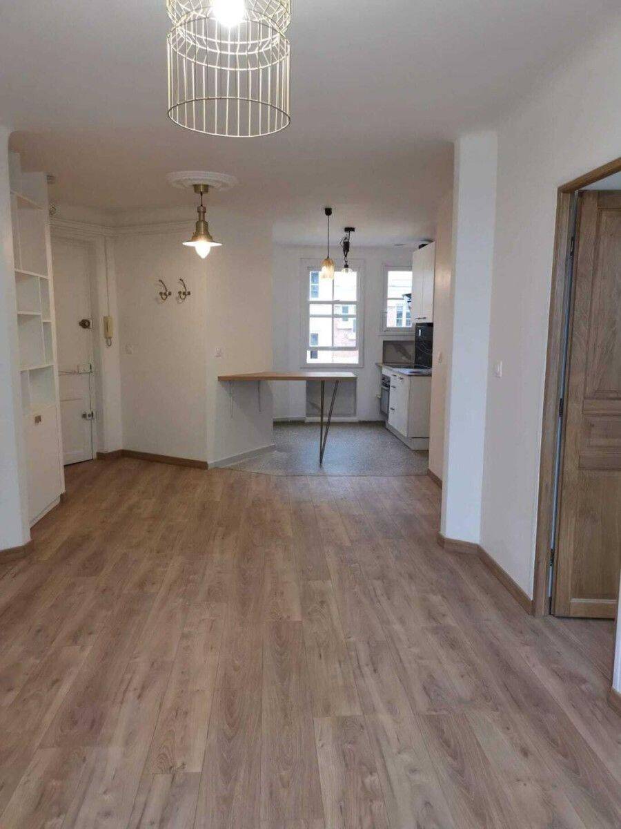 Appartement 2 pièces 53 m² · à Courbevoie · 53 m² · 1 600 €