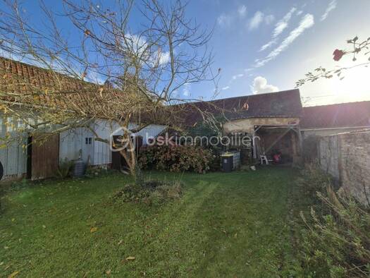 Maison à vendre 99 500 € 6 pièces 2 chambres 63 m² 6 800 m² de terrain Airaines 80270