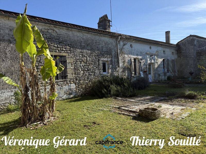 Maison 4 pièces 118 m² · à Lussac · 118 m² · 239 500 €