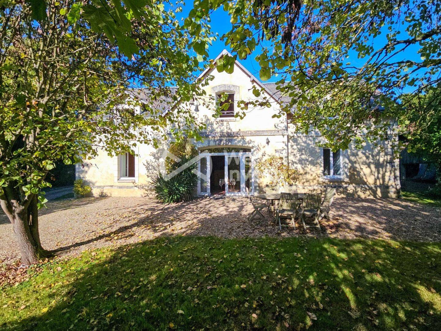 Maison 6 pièces 142 m² · à Faye-la-Vineuse · 142 m² · 282 000 €