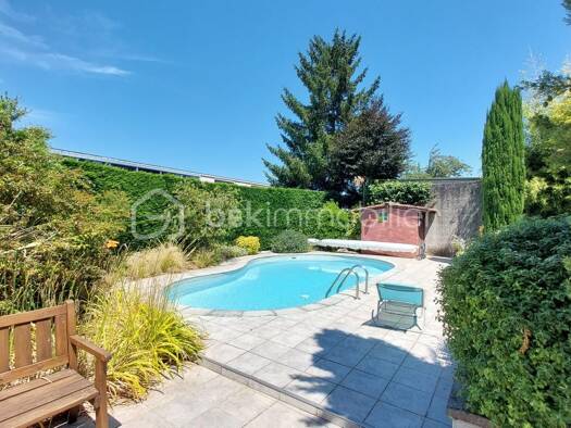 Maison à vendre 329 000 € 8 pièces 5 chambres 235 m² 2 538 m² de terrain École Paul Bert-Lycée Bernard Palissy Agen 47000