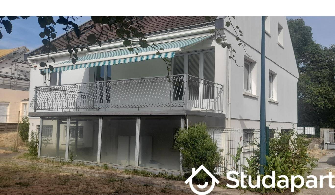 Maison 5 pièces 97 m² · à Nantes · 97 m² · 560 €