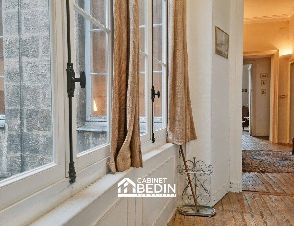 Appartement 6 pièces 162 m² · à Bordeaux · 162 m² · 938 700 €