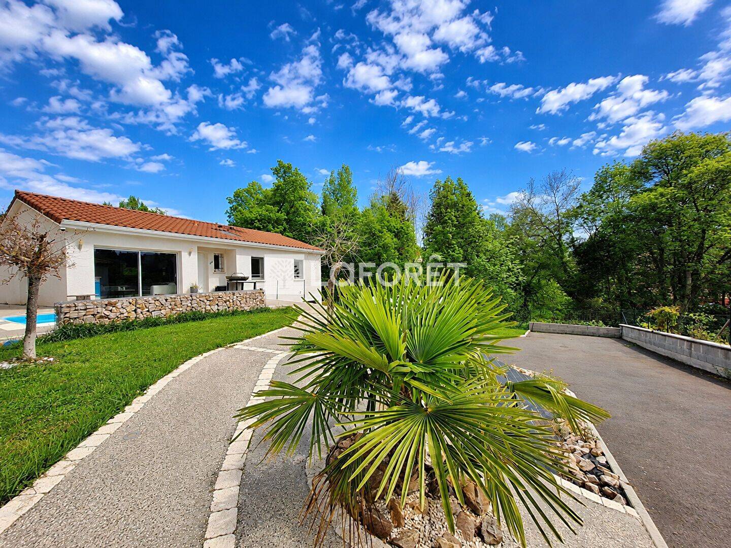 Maison 5 pièces 102 m² · à Saint-Galmier · 102 m² · 349 000 €