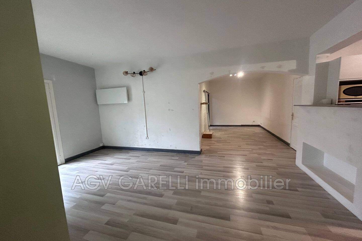 Maison 3 pièces 85 m² · à Hyères · 85 m² · 1 740 €/mois