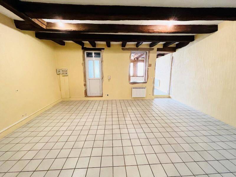 Appartement 3 pièces 84 m² · à Mâcon · 83,5 m² · 600 €
