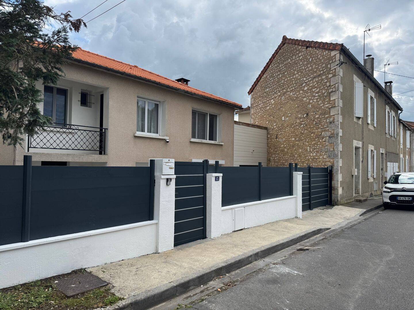Maison 6 pièces 117 m² · à La Rochefoucauld-en-Angoumois · 117 m² · 200 000 €