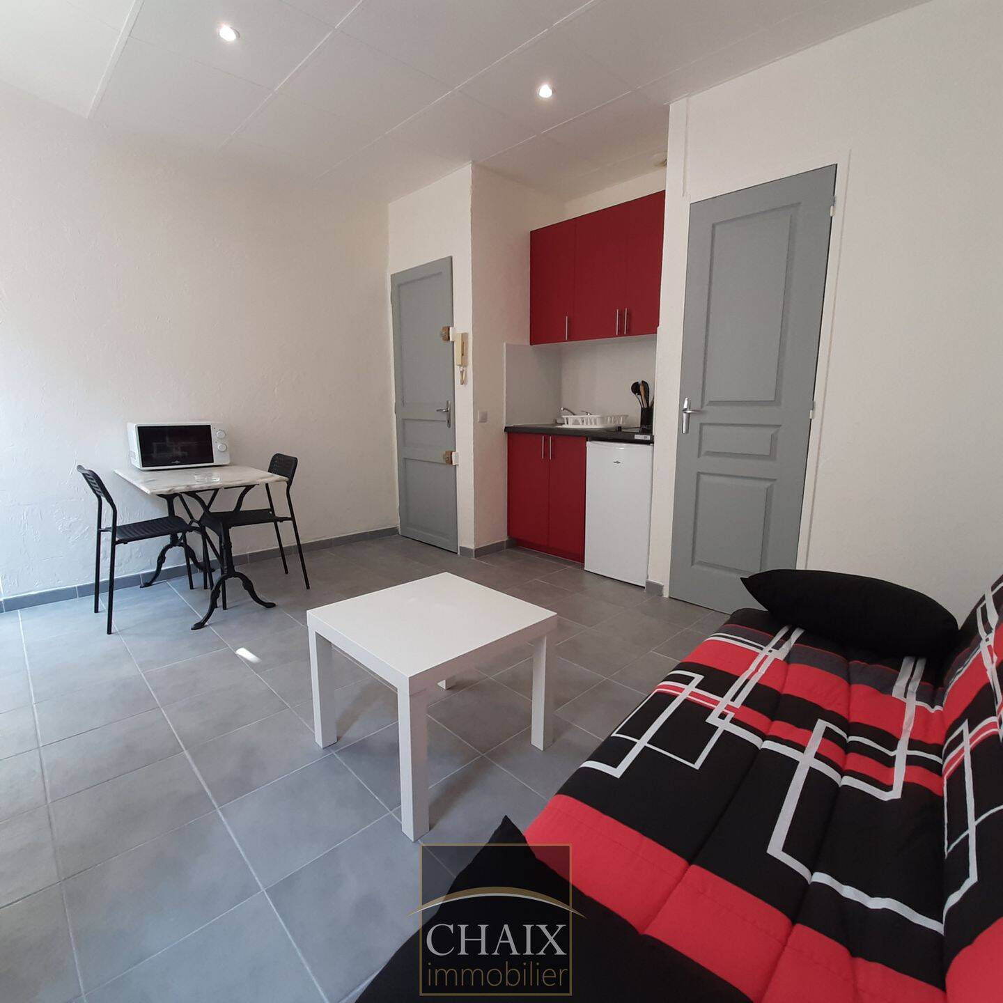 Appartement 1 pièce 15 m² · à Aubagne · 15,4 m² · 506 €