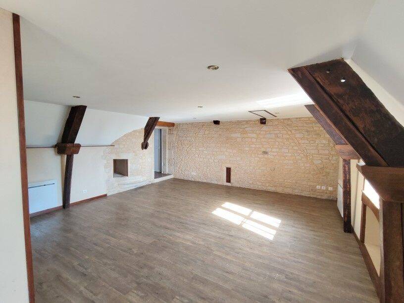 Appartement 4 pièces 74 m² · à Bayeux · 73,5 m² · 800 €/mois