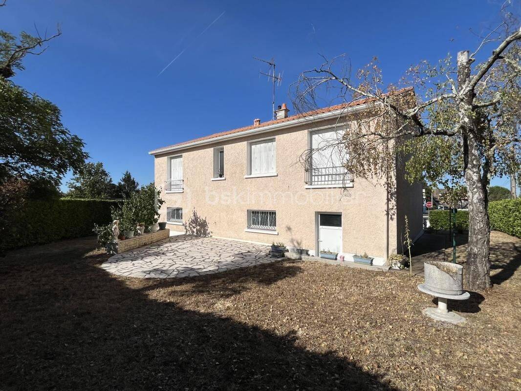 Maison 5 pièces 110 m² · à Aiffres · 110 m² · 226 000 €