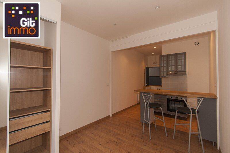 Appartement 1 pièce 22 m² · à Marseille 6ème Arrondissement · 22 m² · 560 €