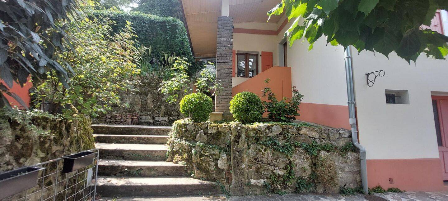 Maison 3 pièces 89 m² · à Étrembières · 89 m² · 527 000 €