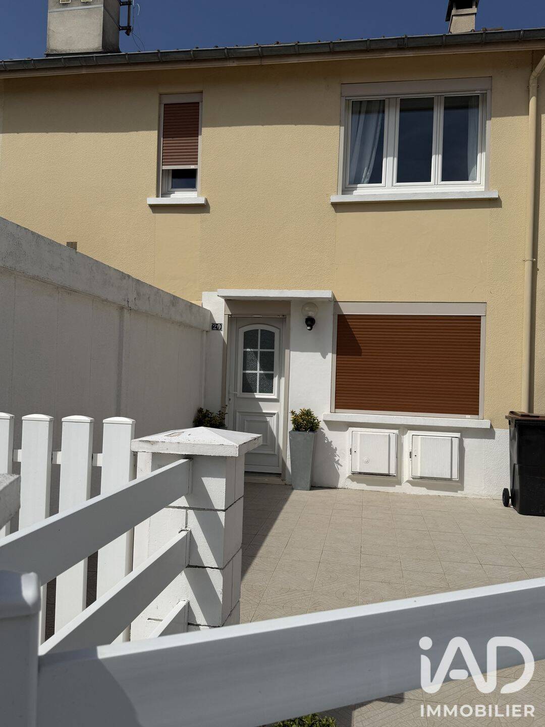 Maison 5 pièces 92 m² · à Aÿ-Champagne · 92 m² · 242 000 €