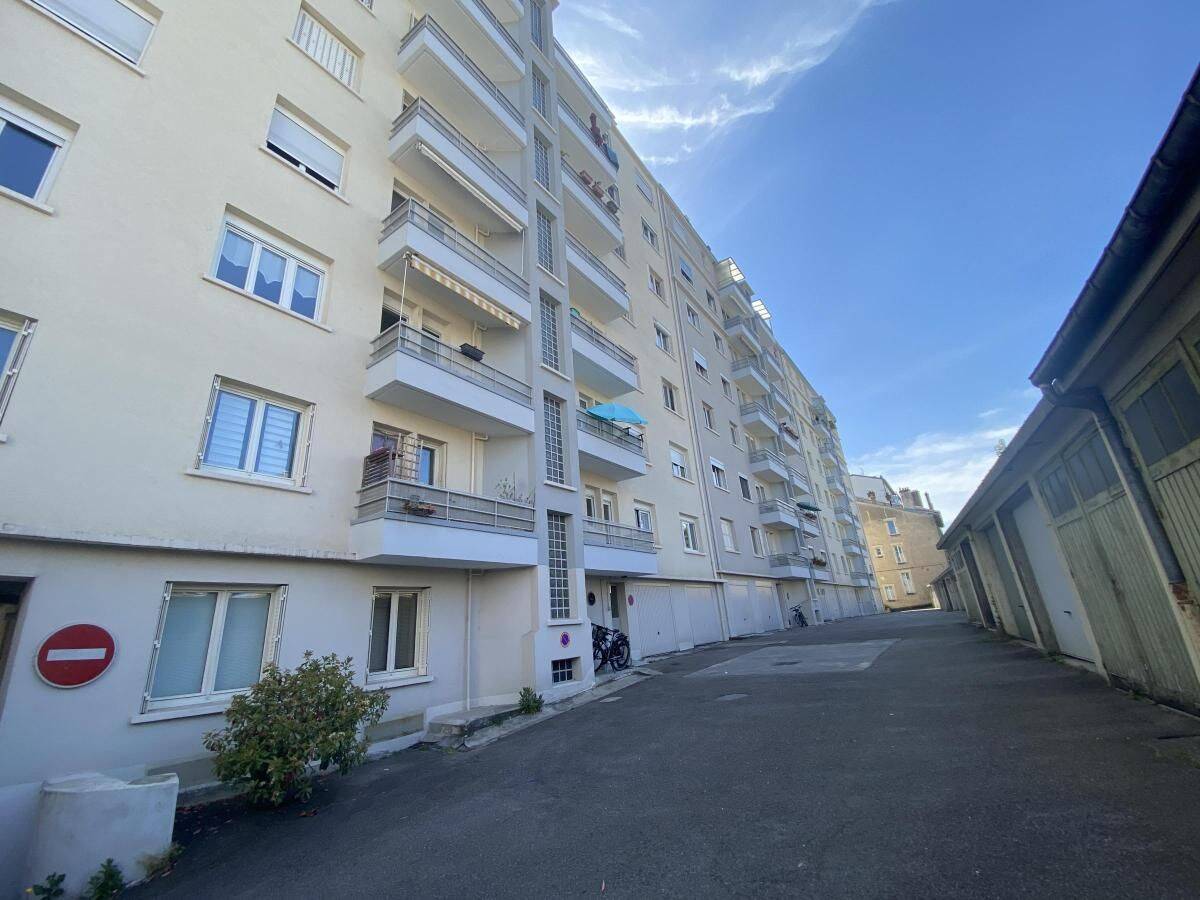 Appartement 4 pièces 96 m² · à Nancy · 96 m² · 181 000 €