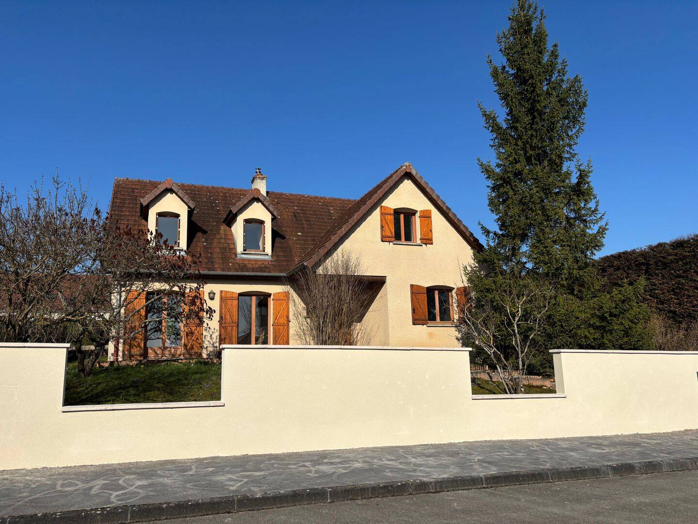 Maison 7 pièces 170 m² · à Talant · 170 m² · 499 000 €