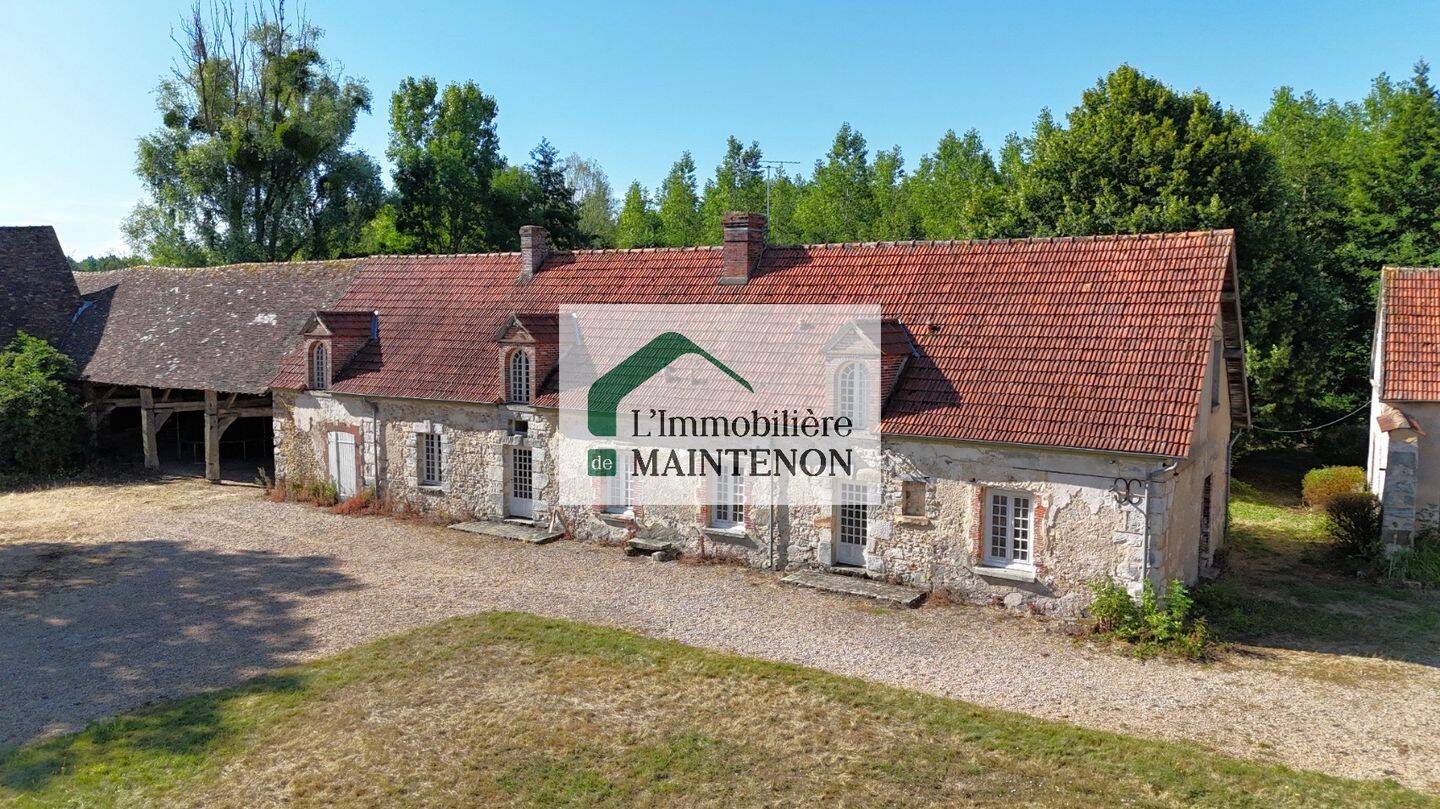 Maison 10 pièces 265 m² · à Maintenon · 265 m² · 498 200 €