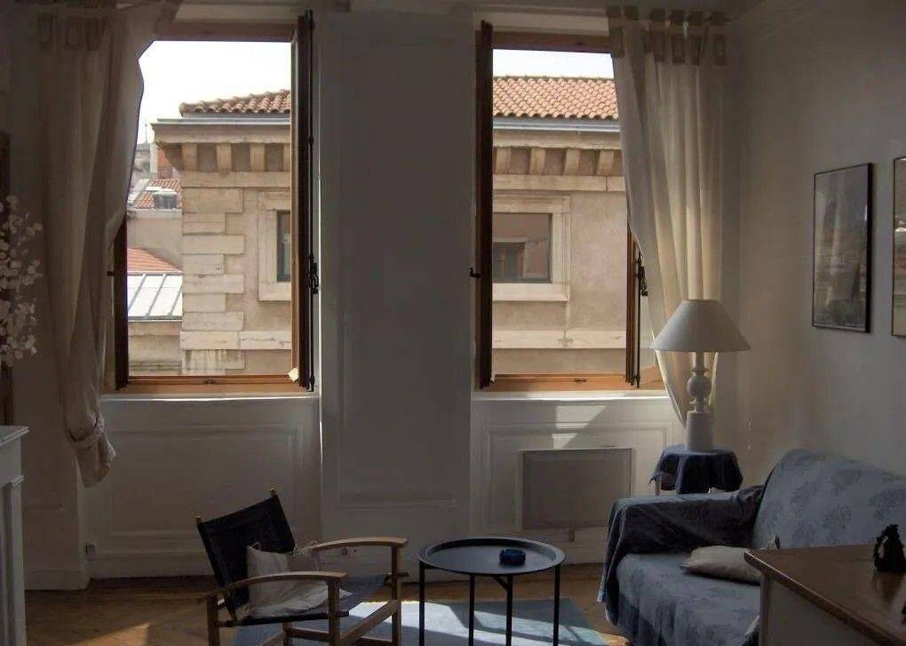 Appartement 2 pièces 52 m² · à Lyon 5ème Arrondissement · 52 m² · 990 €/mois