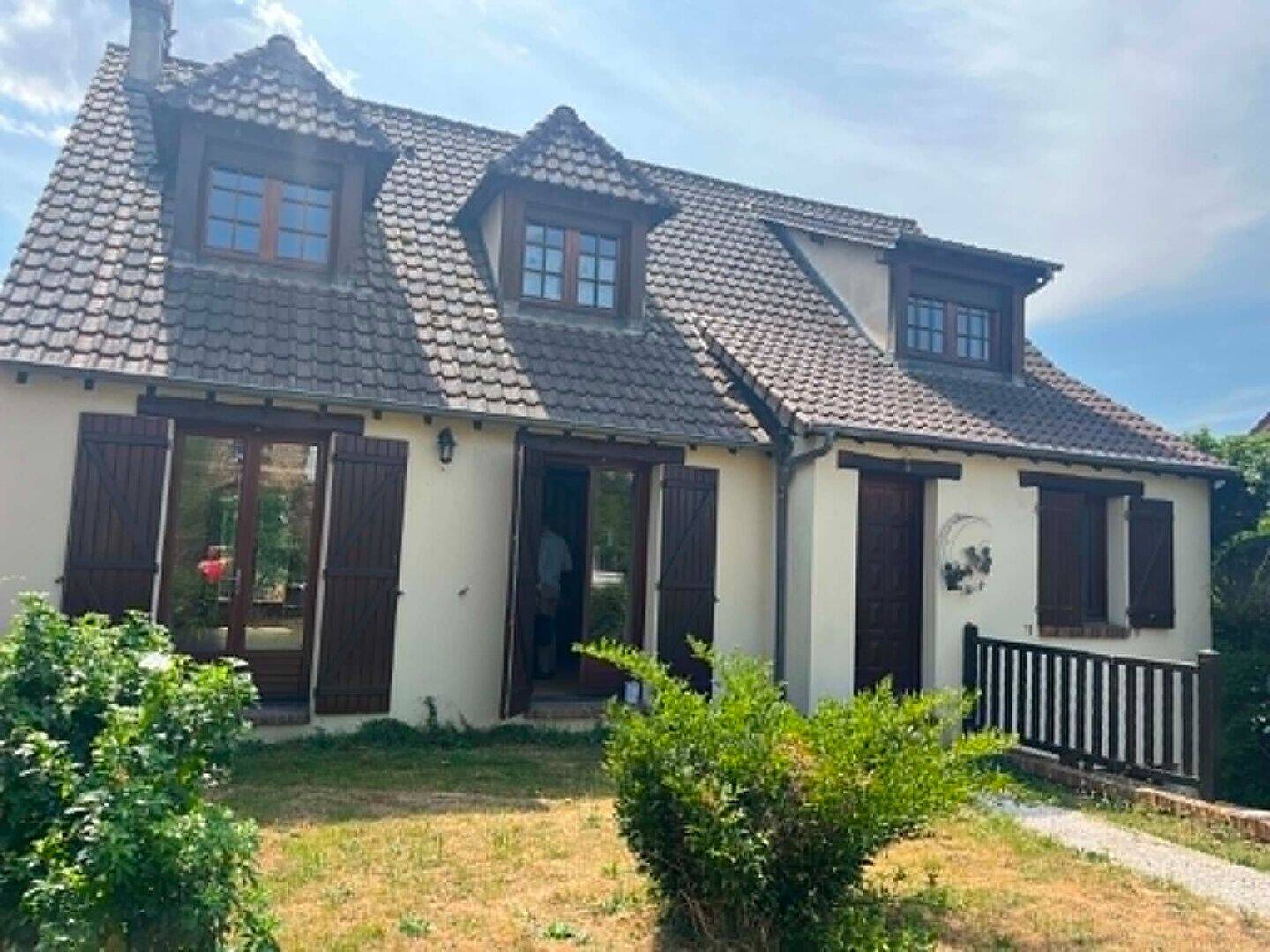 Maison 7 pièces 131 m² · à Vernon · 130,7 m² · 1 140 €/mois