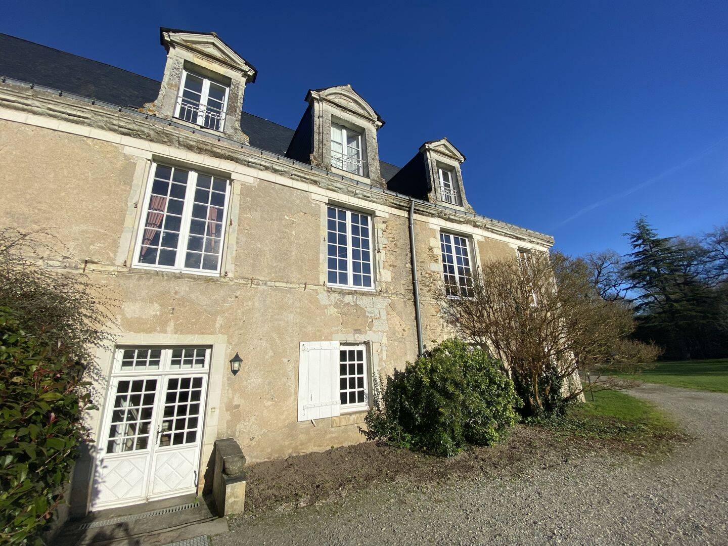 Appartement 5 pièces 74 m² · à Avrillé · 73,5 m² · 172 800 €