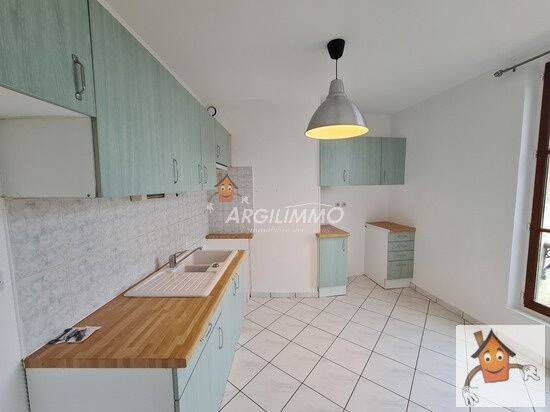 Appartement 3 pièces 54 m² · à Saint-Calais · 54 m² · 390 €/mois