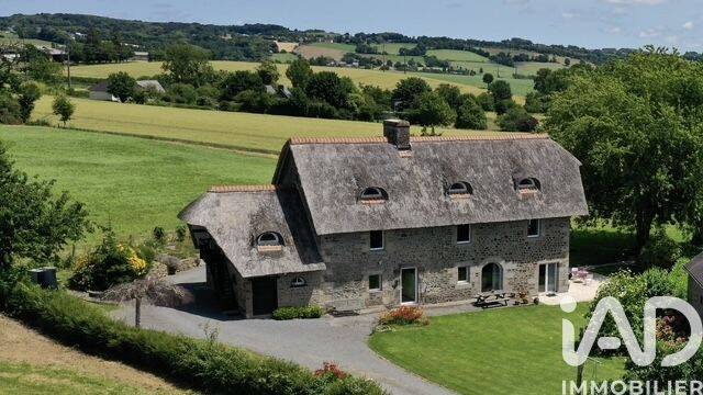 Maison 9 pièces 255 m² · à Marcilly · 255 m² · 415 000 €