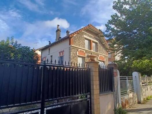 Maison à vendre 618 000 € 5 pièces 3 chambres 224 m² de terrain Colombes 92700