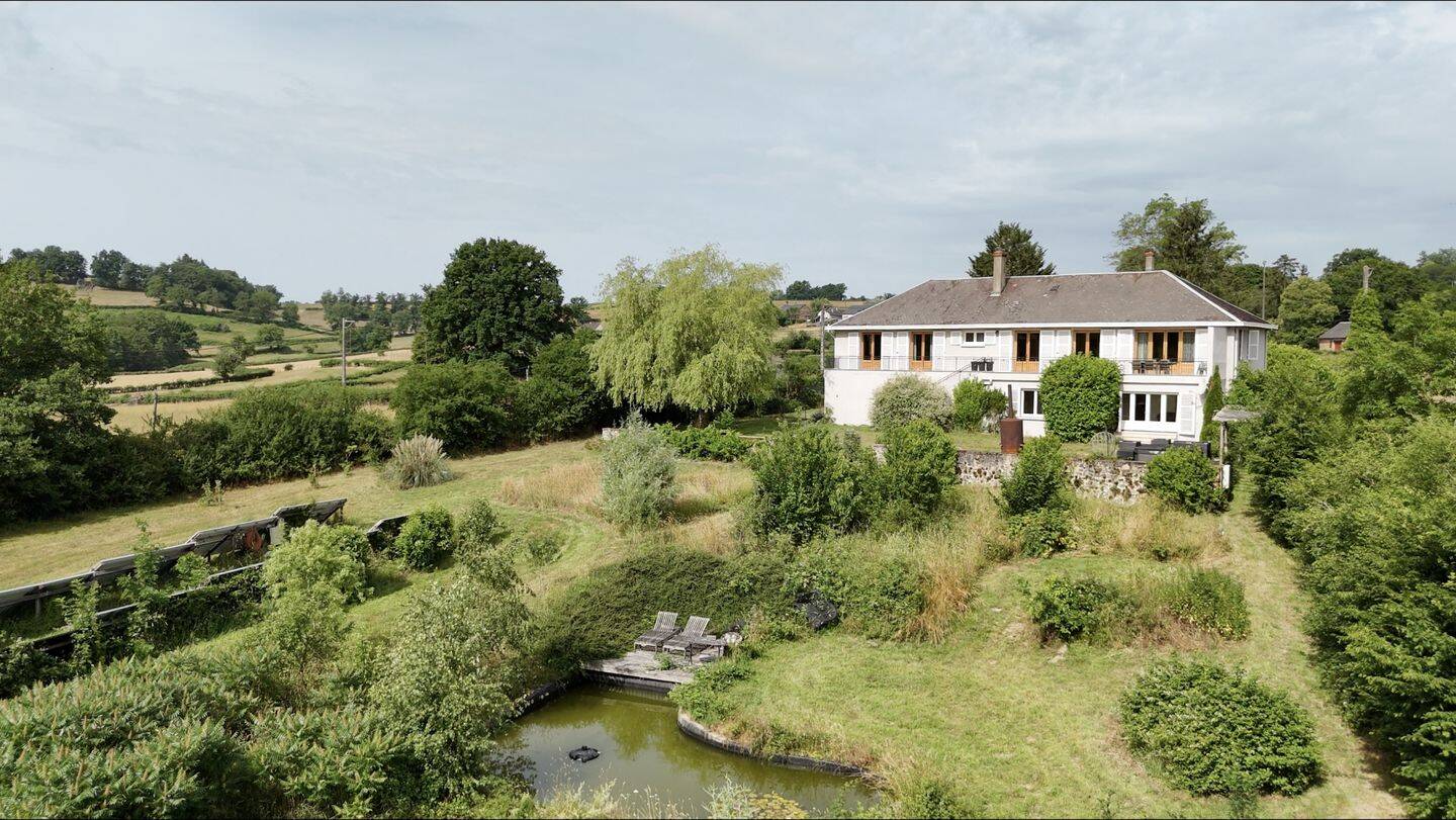 Maison 7 pièces 261 m² · à Montigny-en-Morvan · 261 m² · 249 000 €