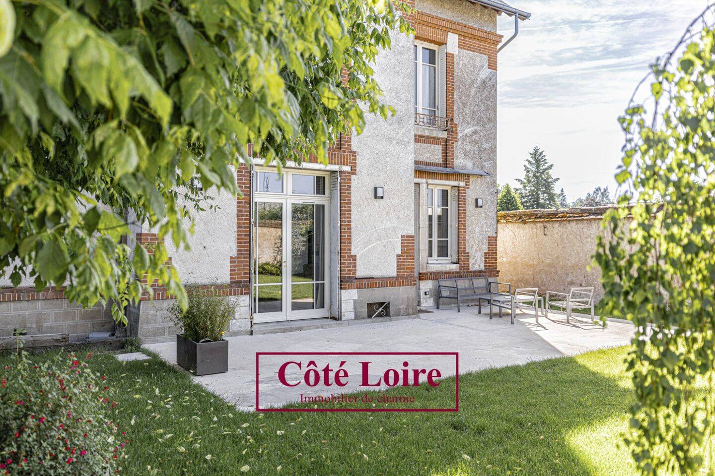 Maison 8 pièces 229 m² · à Meung-sur-Loire · 229 m² · 473 000 €
