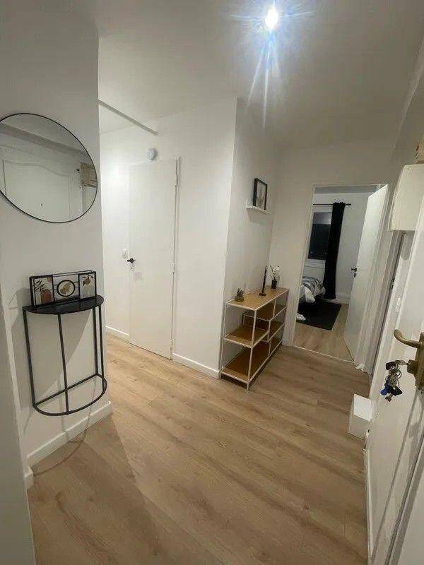 4 pièces 64 m² · à Asnières-sur-Seine · 64 m² · 1 670 €