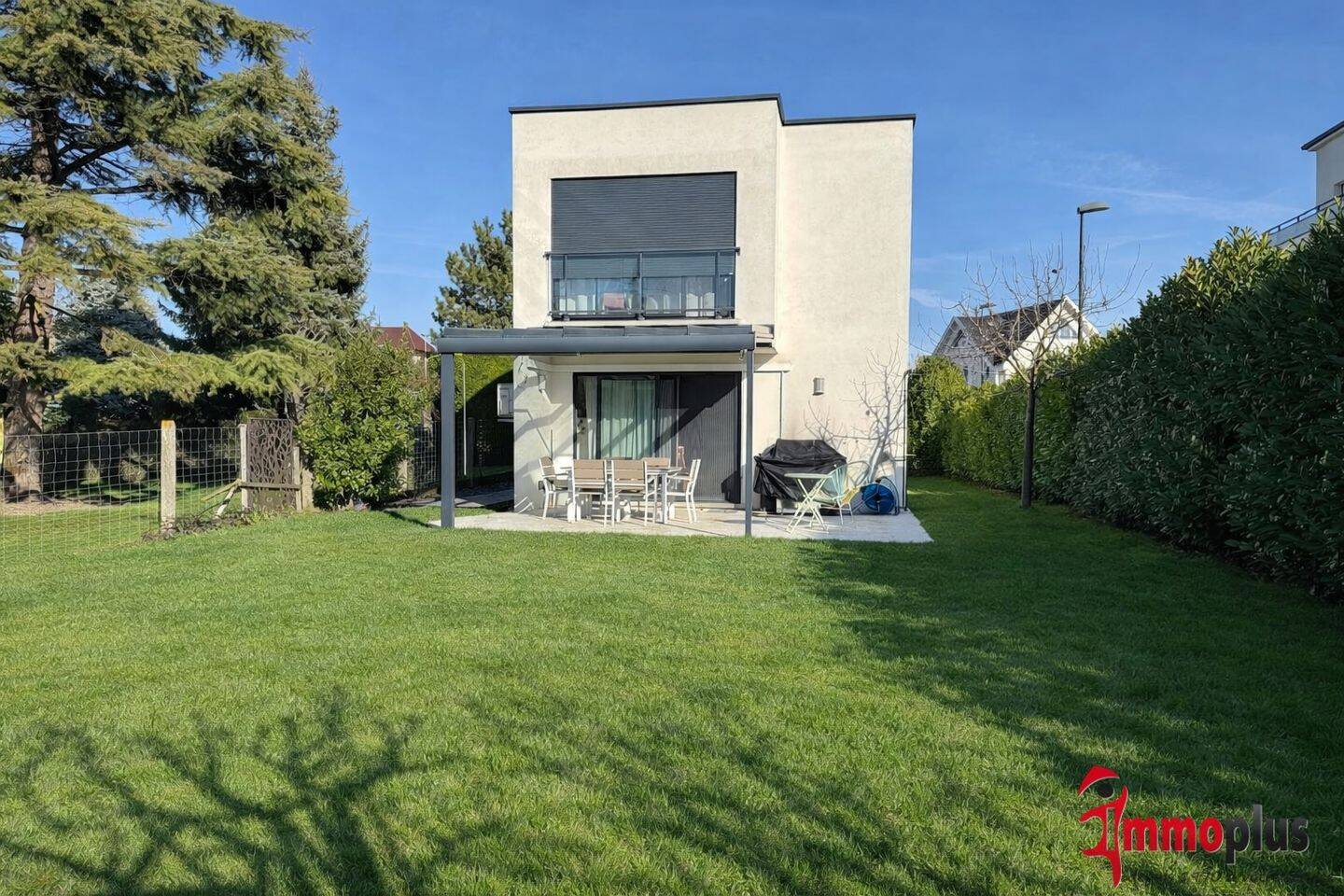 Maison 7 pièces 150 m² · à Village-Neuf · 150 m² · 680 000 €