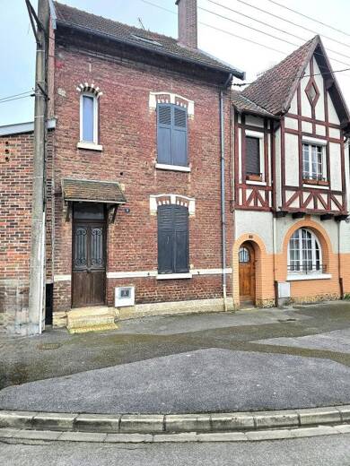 Maison à vendre 66 900 € 4 pièces 3 chambres 90 m² 165 m² de terrain Sud Ouest Chauny 02300