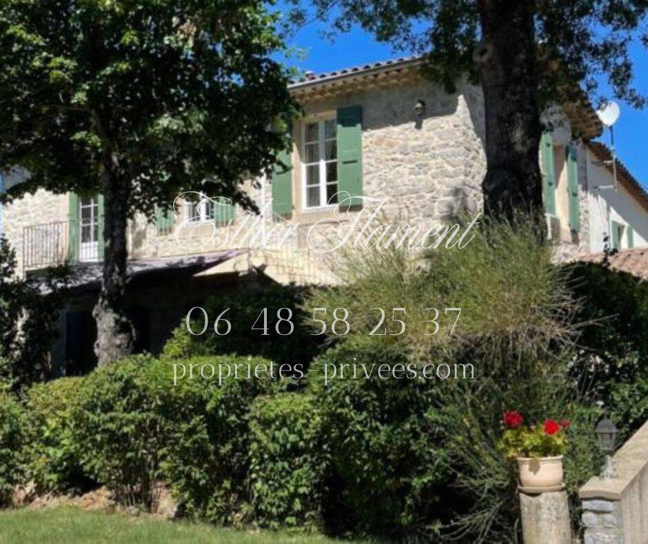 Maison 8 pièces 242 m² · à Sauve · 242 m² · 495 000 €