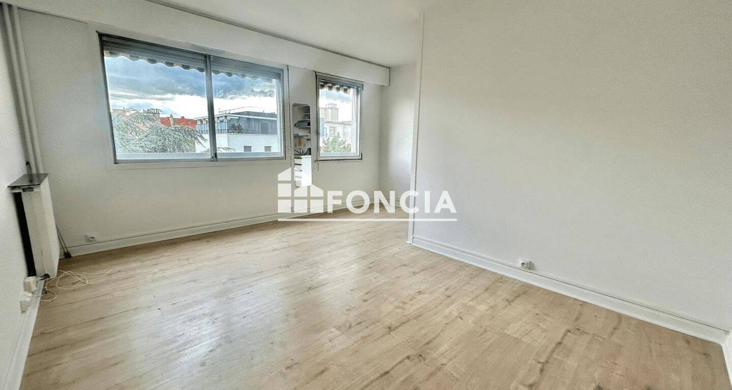 Appartement 1 pièce 26 m² · à Montrouge · 26 m² · 930 €/mois