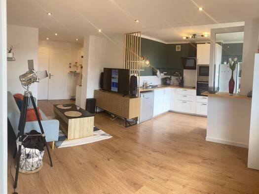 Colocation à louer 370 € 4 pièces 3 chambres 70 m² Étage 1/4 Fauriel Saint-Étienne 42000