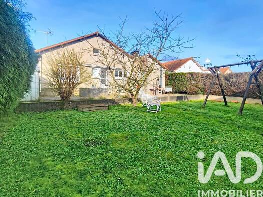 Maison de plain-pied à vendre 183 000 € 5 pièces 3 chambres 91 m² 525 m² de terrain Saint-Mars-la-Jaille 44540