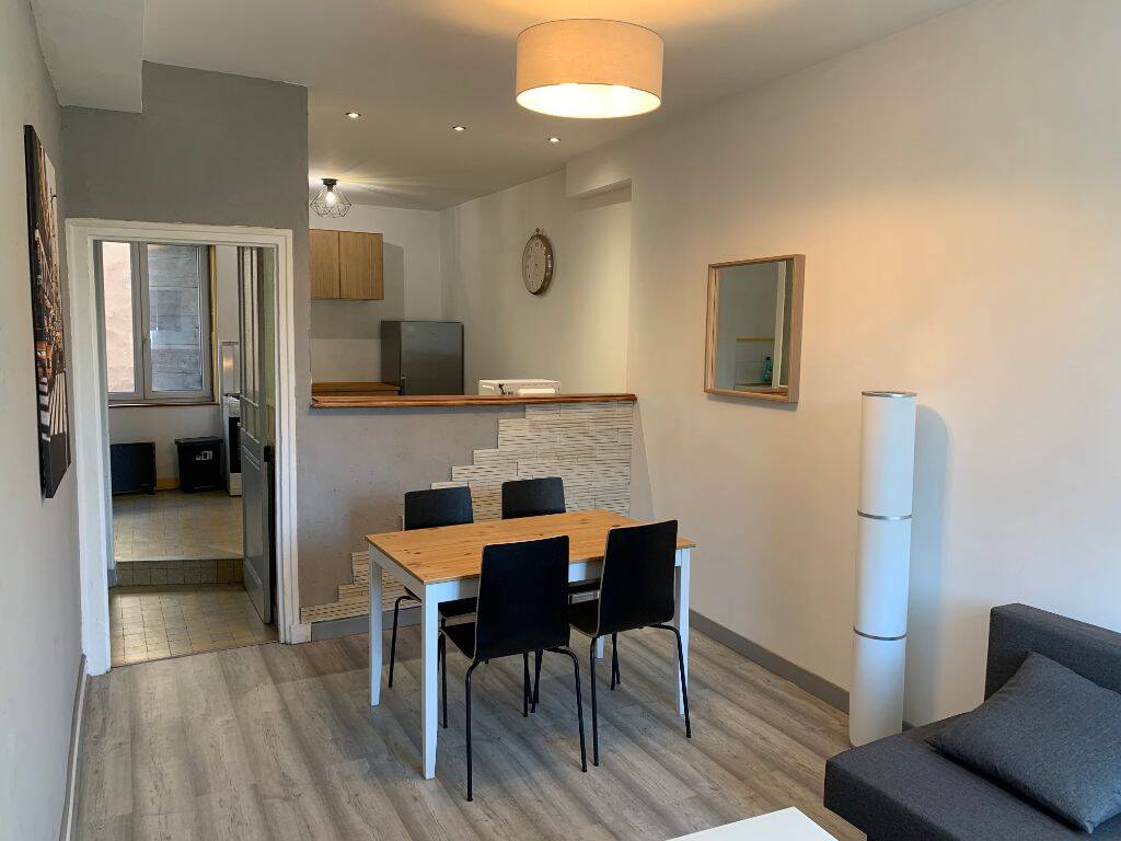 Appartement 2 pièces 49 m² · à Vienne · 49 m² · 600 €