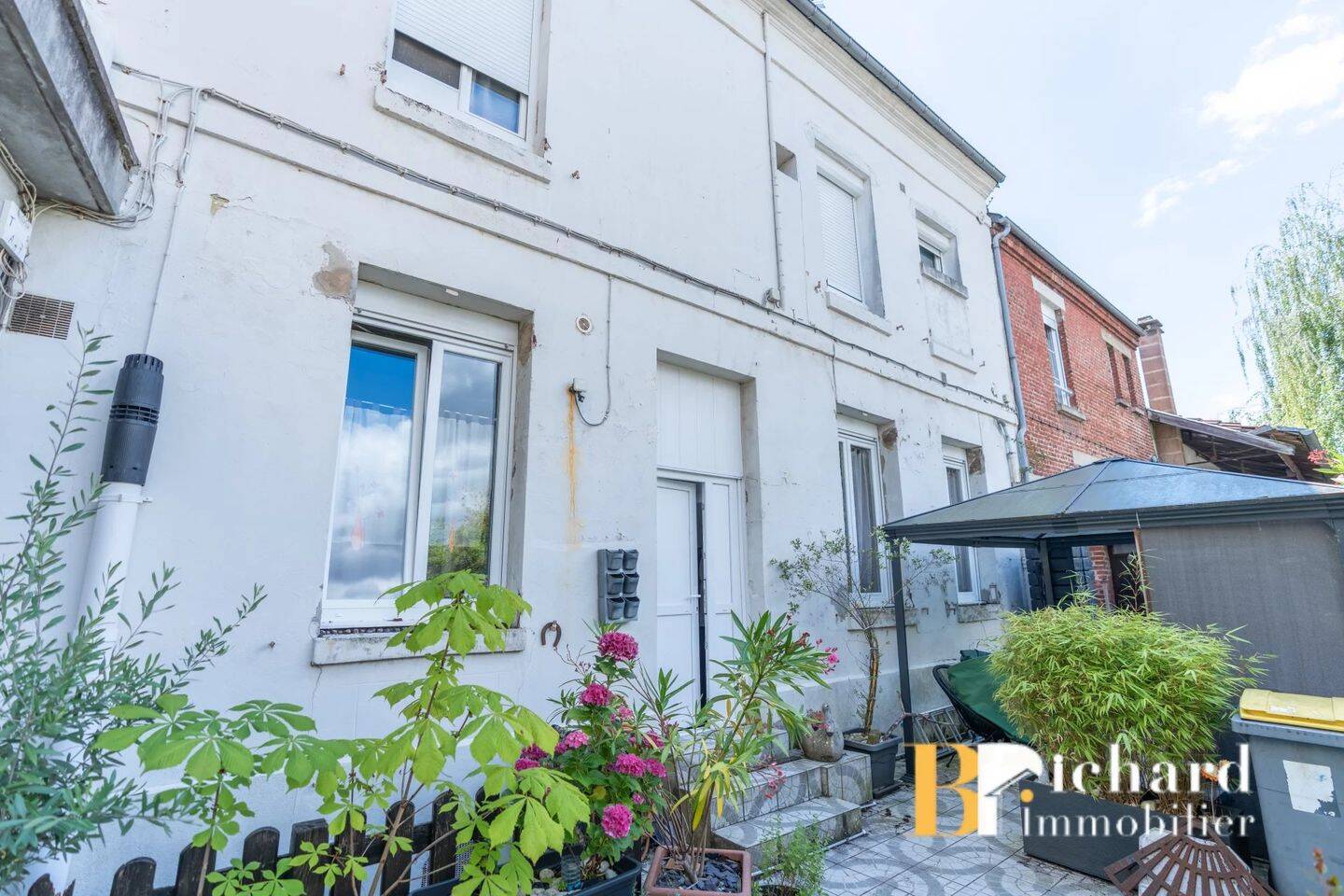 Maison 10 pièces 180 m² · à Laon · 180 m² · 135 000 €