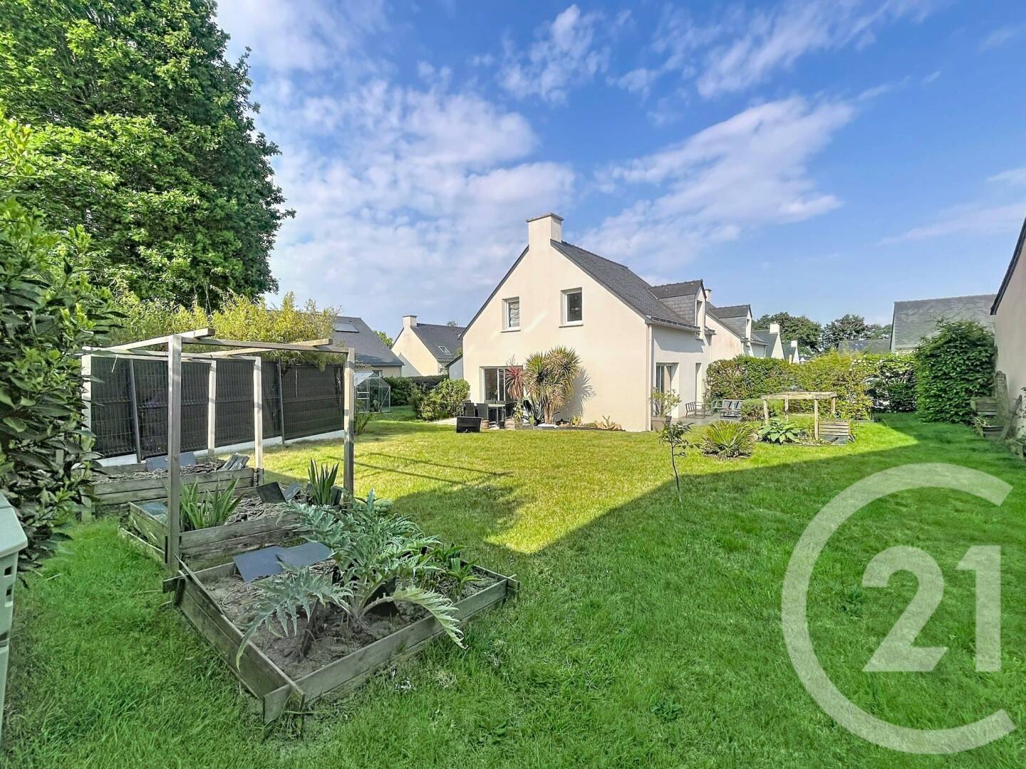 Maison 5 pièces 109 m² · à Ploeren · 108,6 m² · 385 000 €